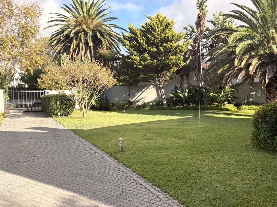 3 Bedroom Property for Sale in Constantia Western Cape